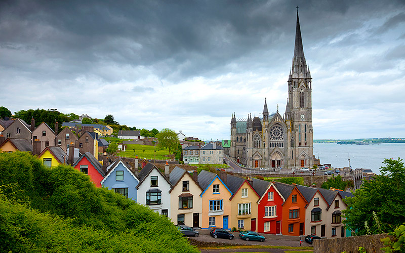 Universitas terbaik di Irlandia