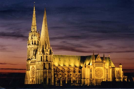 Arsitektur Gotik Gereja Di Eropa