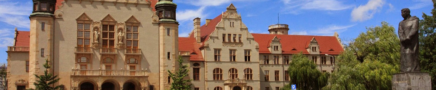 Study in Adam Mickiewicz University in Poznan with Scholarship