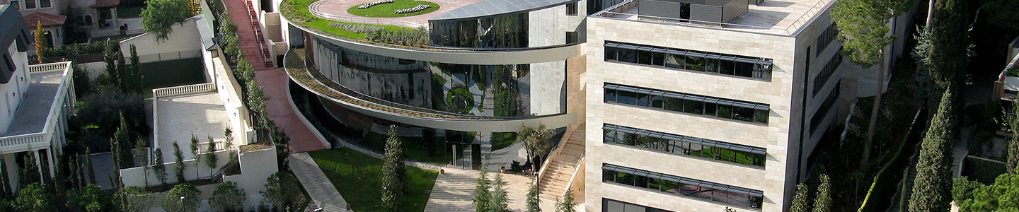 Study in IESE Business School with Scholarship