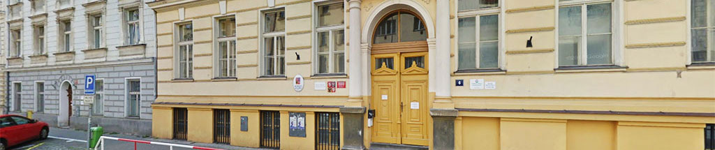 Study in Art & Design Institut with Scholarship