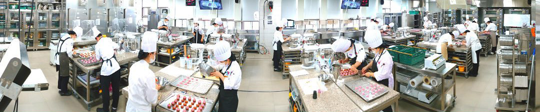 Study in INBP - Institut National de la Boulangerie Pâtisserie with Scholarship