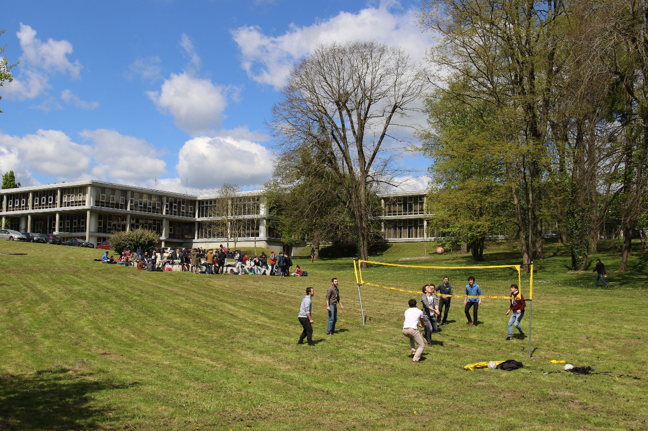 Study in Ecole Centrale de Nantes with Scholarship